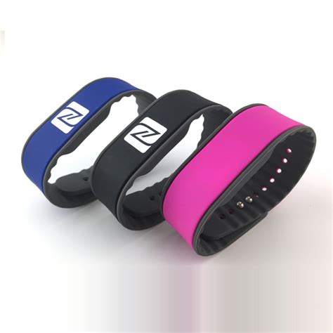 bracelet nfc piscine|Bracelet RFID NFC silicon piscine ou tissu personnalisé  .